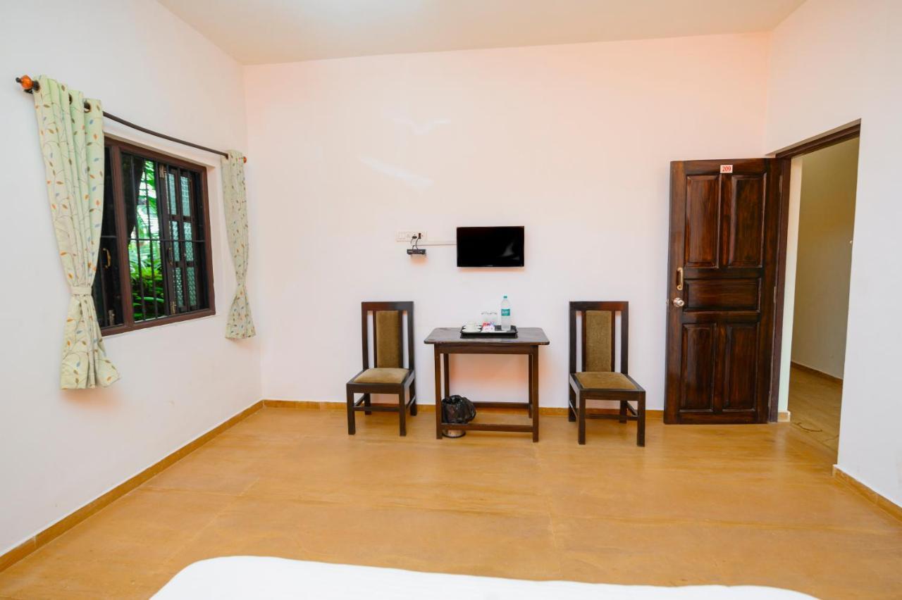 Resort Rosa Salvo Anjuna Esterno foto
